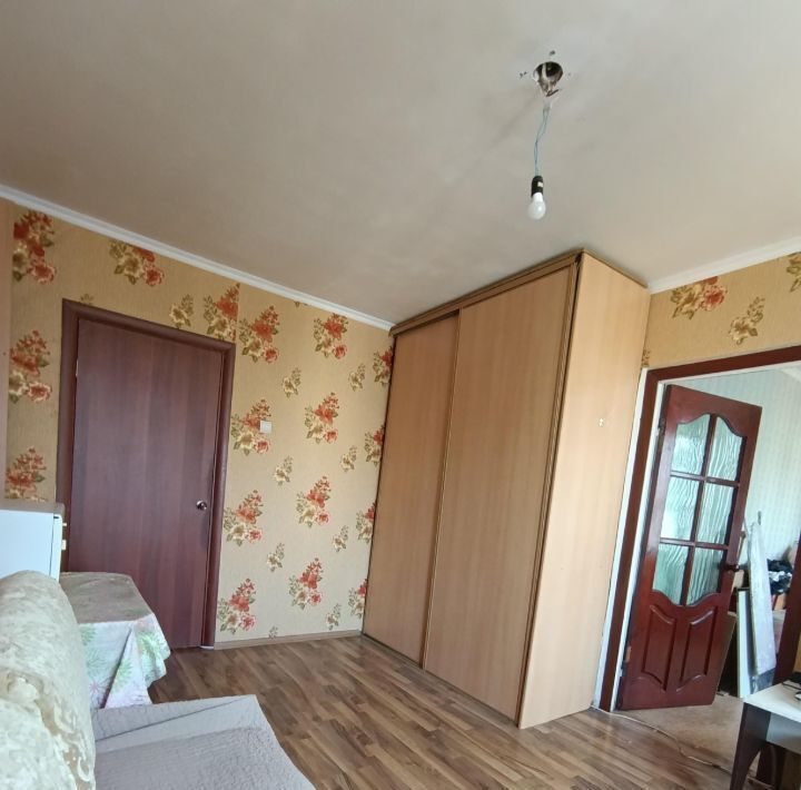 комната г Тольятти р-н Автозаводский 2 квартал ул Революционная 10 фото 5