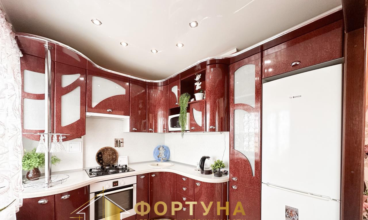 квартира г Бор ул Чугунова 6 фото 1