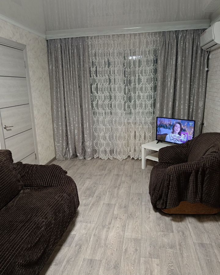 квартира г Бузулук ул Рожкова 42 фото 1