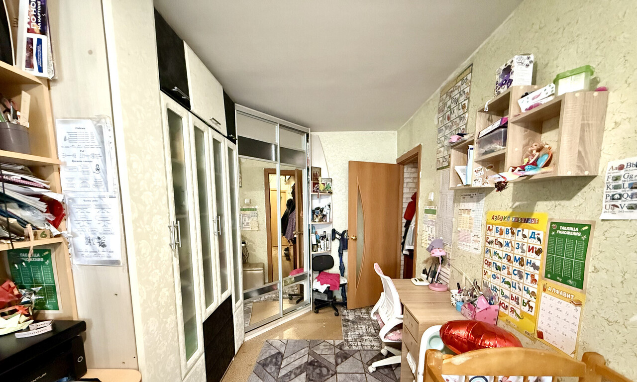 квартира г Волжский 37-й м-н, улица С. Р. Медведева, 63 фото 9