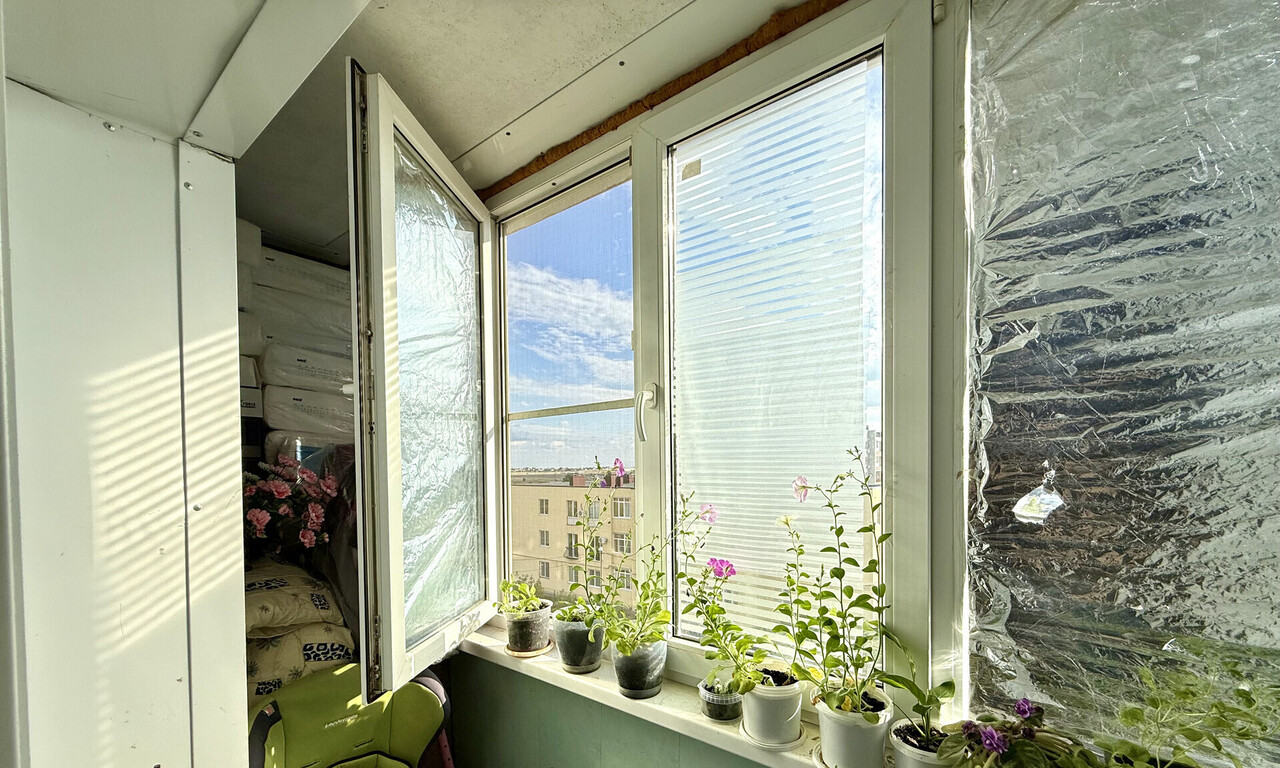 квартира г Волжский 37-й м-н, улица С. Р. Медведева, 63 фото 14