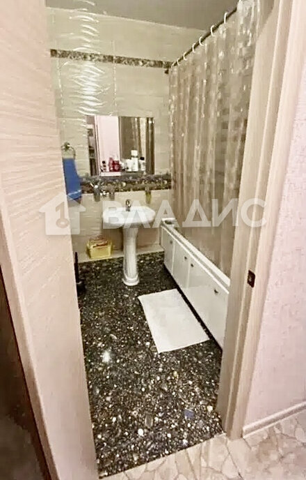 квартира г Иркутск ул Киренская 55/2 фото 6