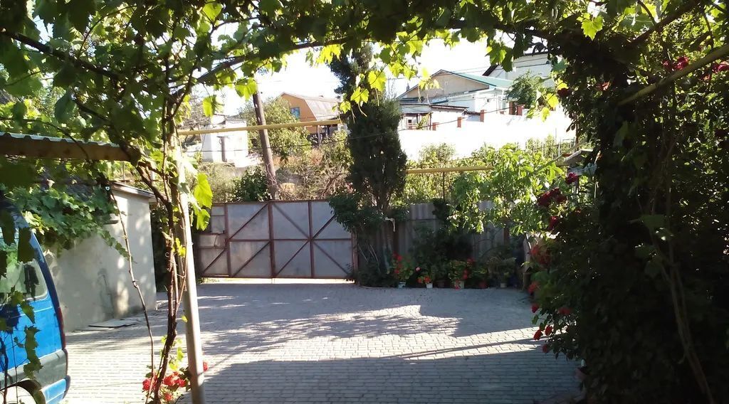 комната г Судак ул Майора Хвостова 6 фото 10