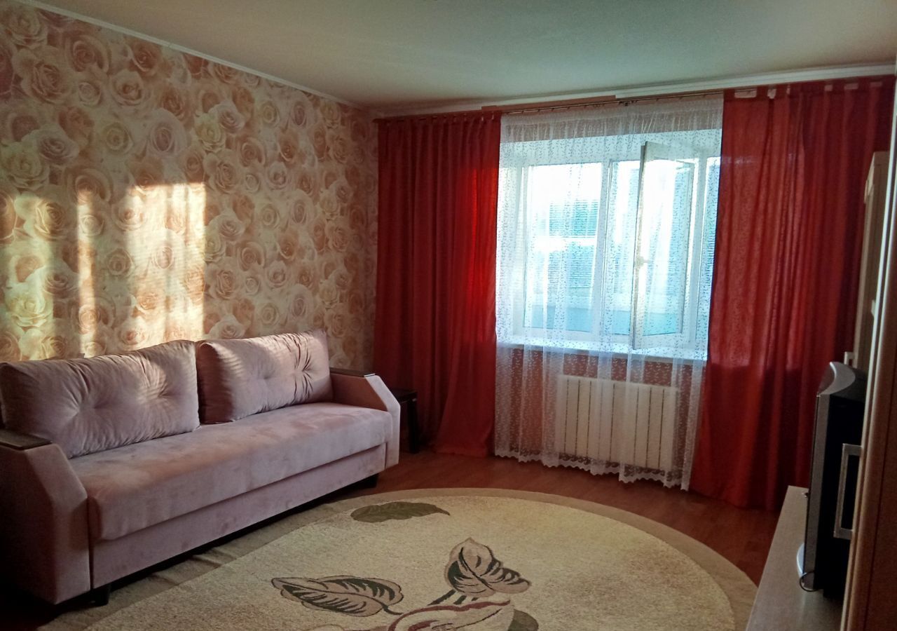 квартира г Арзамас ул Жуковского 13к/2 фото 3