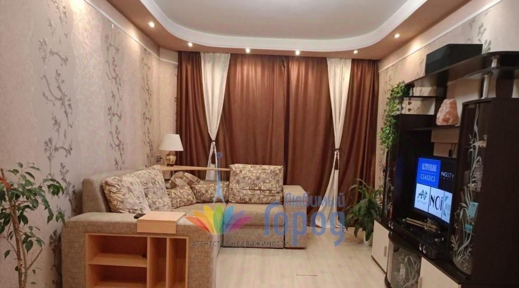 квартира г Новокузнецк р-н Центральный ул Грдины 19 фото 2