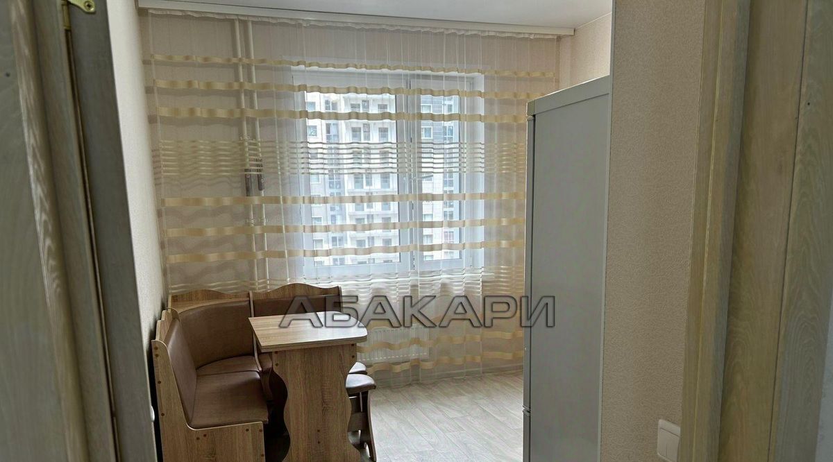 квартира г Красноярск р-н Свердловский ул Свердловская 6к фото 4