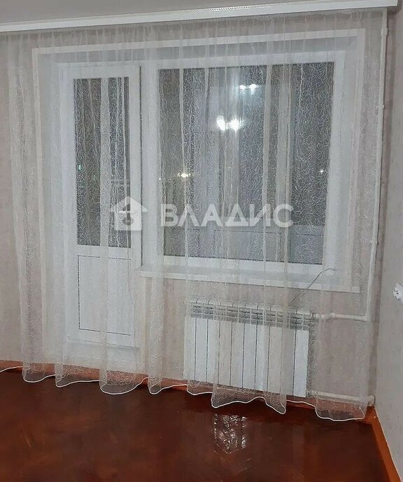 квартира р-н Ейский г Ейск ул Коммунистическая 49 фото 1