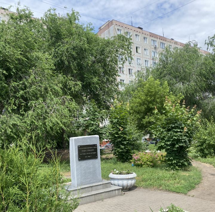 квартира г Омск р-н Кировский ул Дмитриева 4к/2 фото 14
