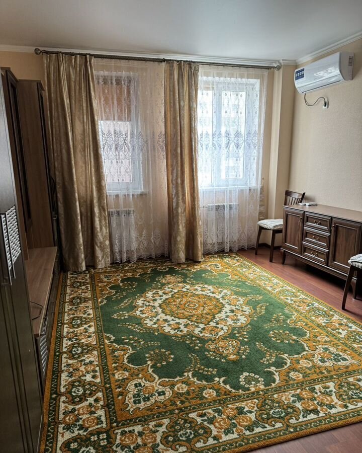 квартира г Астрахань р-н Ленинский ул Балашовская 13к/1 фото 2