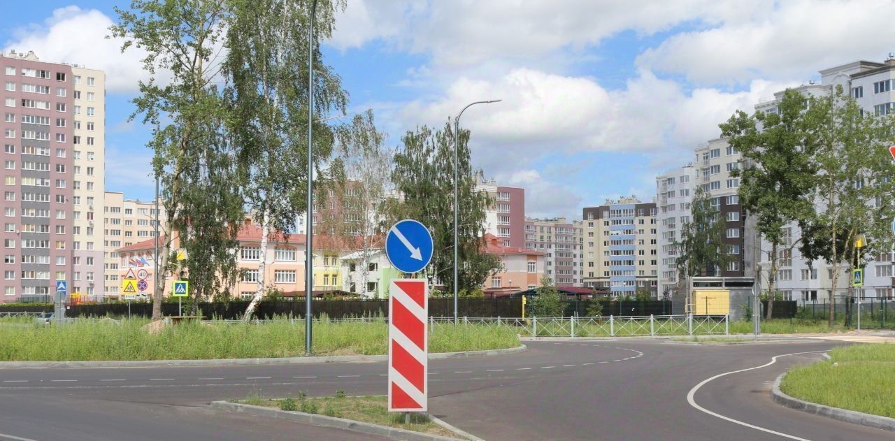 квартира г Калининград р-н Ленинградский ул Кипарисовая 1 фото 3