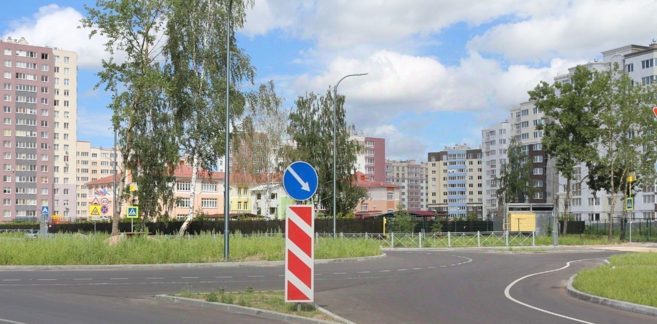 квартира г Калининград р-н Ленинградский ул Кипарисовая 1 фото 3