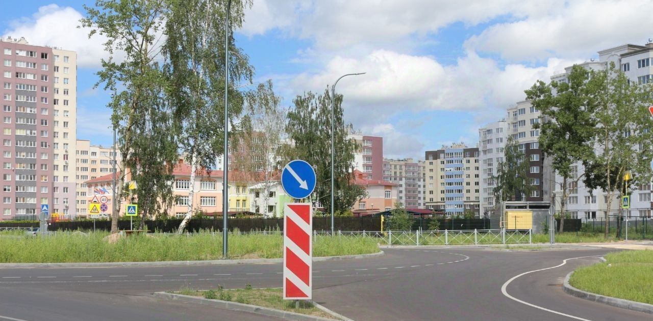 квартира г Калининград р-н Ленинградский ул Кипарисовая 1 фото 3