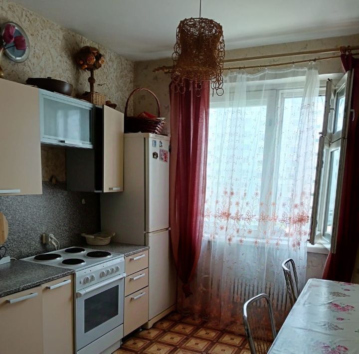 квартира г Старый Оскол Северный микрорайон 29 фото 3