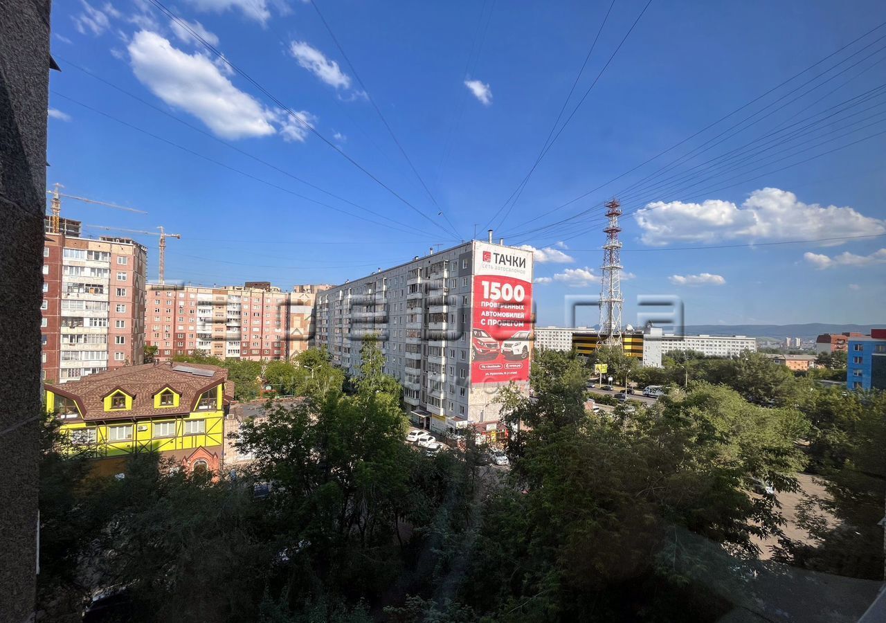 квартира г Красноярск р-н Советский ул Взлетная 6 фото 6