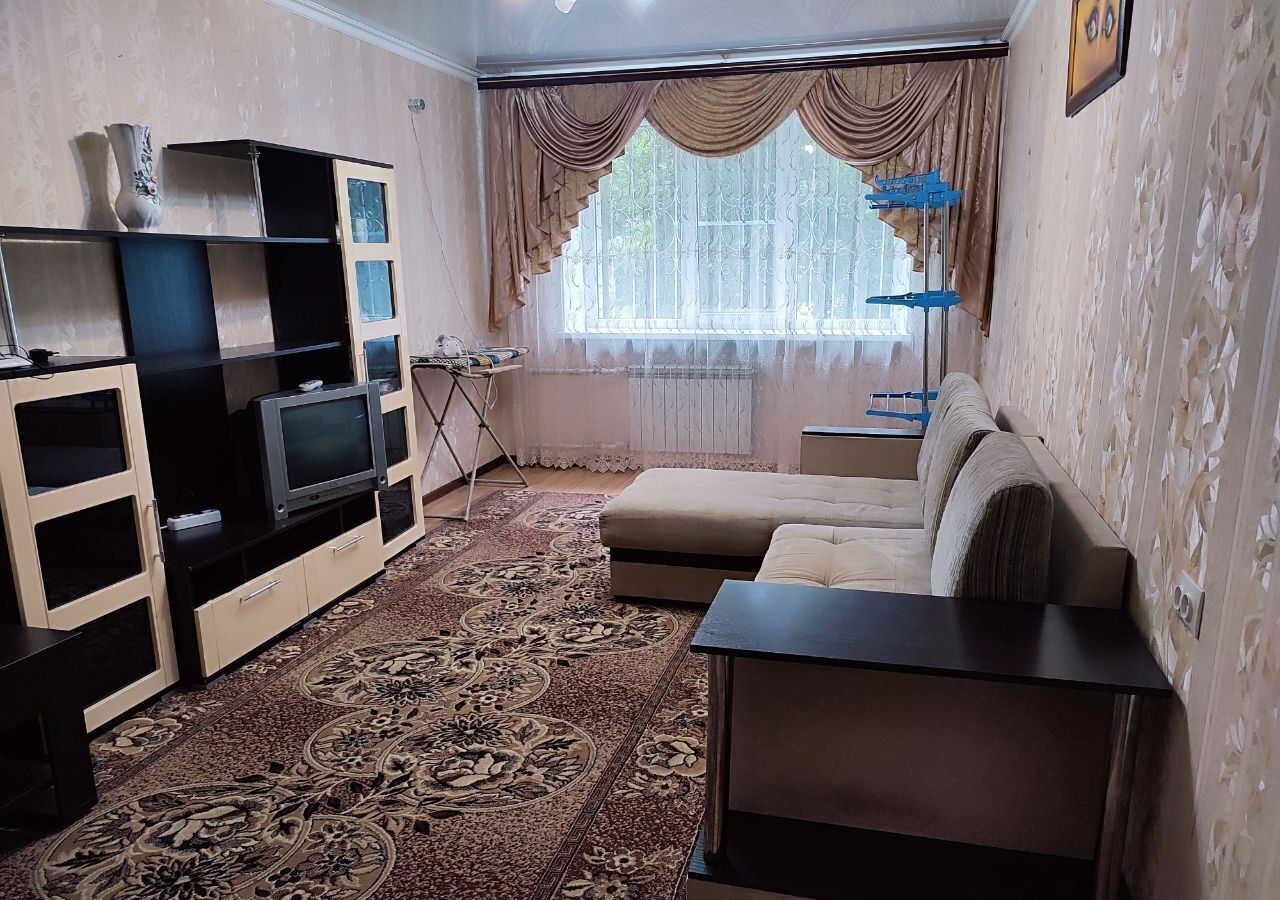 квартира г Невинномысск р-н Центр ул Гагарина 33 фото 1