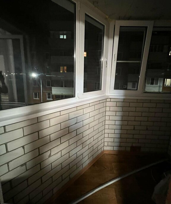 квартира г Волгоград р-н Кировский ул им. старшего лейтенанта Токарева 9 фото 13