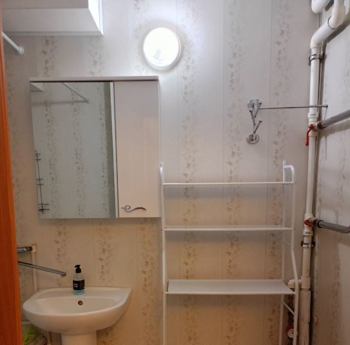 квартира г Красноярск р-н Октябрьский ул Борисова 26а фото 16