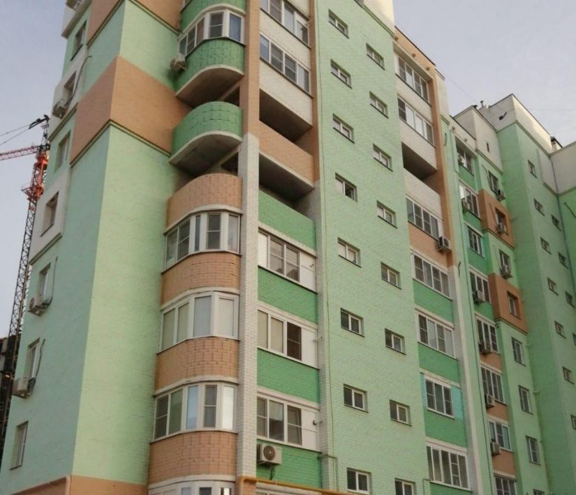 квартира г Астрахань р-н Советский ул Космонавтов 18к/4 фото 1