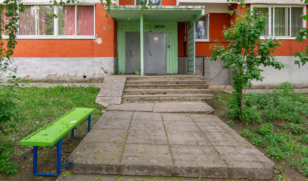 комната г Набережные Челны р-н Автозаводский пр-кт Сююмбике 105 фото 13