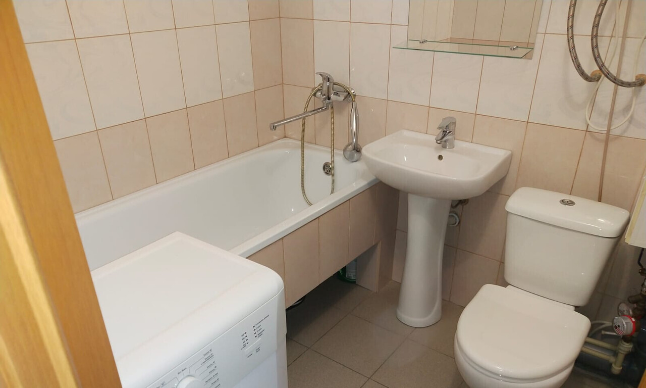 квартира г Саратов р-н Волжский пр-д 1-й им Скоморохова Н.М. 15 фото 13