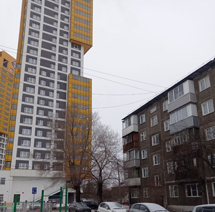 квартира г Красноярск р-н Советский ул Аэровокзальная 2д фото 10