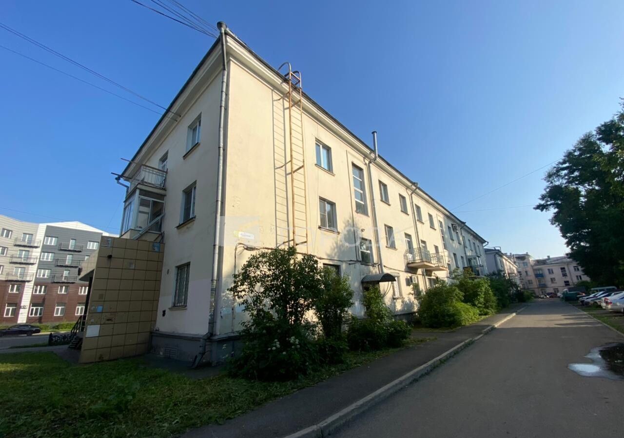 квартира г Новокузнецк р-н Центральный пр-кт Строителей 65 Кемеровская обл. — Кузбасс фото 26