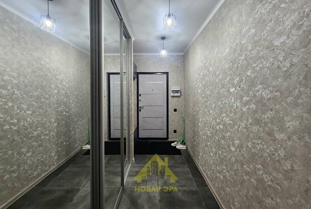 квартира г Оренбург р-н Дзержинский улица Фронтовиков, 8/2 фото 1