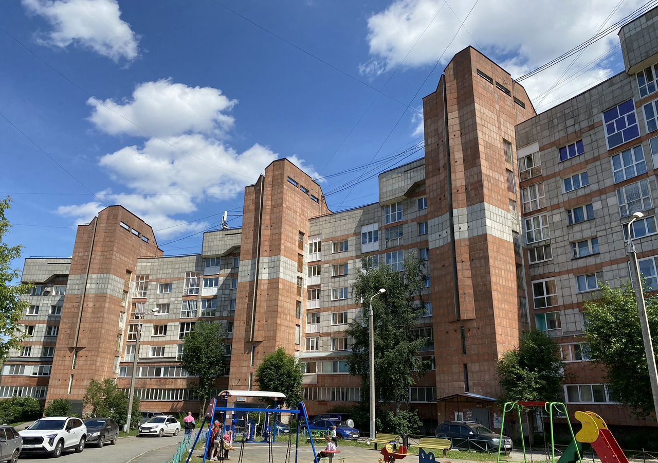 квартира г Пермь р-н Индустриальный ул 9-го Мая 1 фото 1