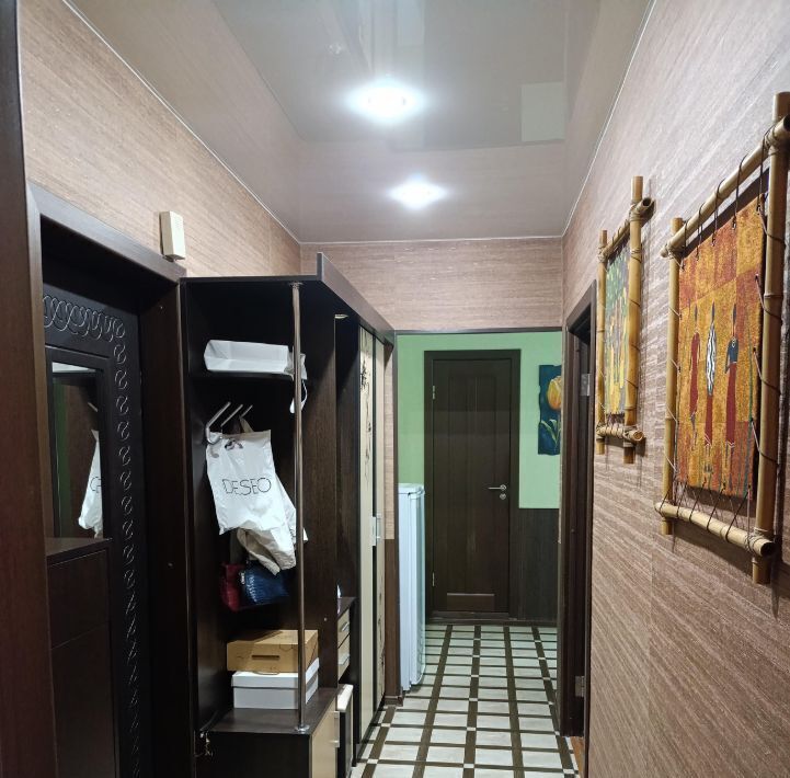 квартира г Волгоград р-н Советский ул им. Богданова 1/1 фото 1
