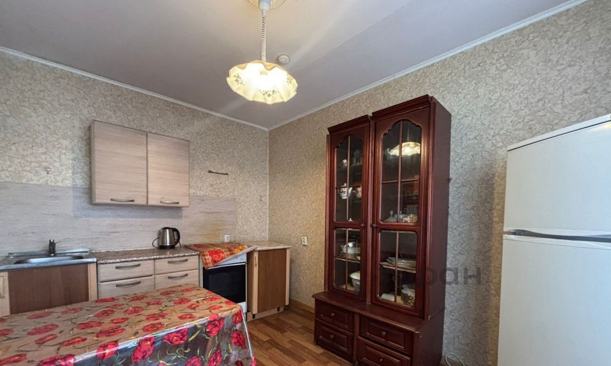 квартира г Челябинск р-н Ленинский ул Гагарина 1а фото 1