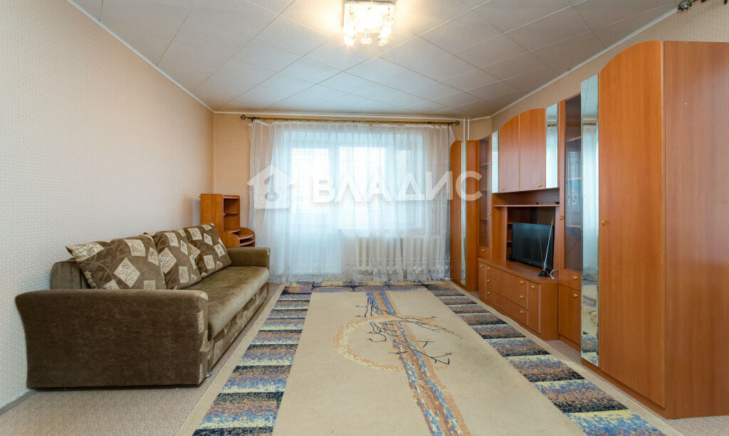 квартира г Тобольск мкр 7а 36б фото 2