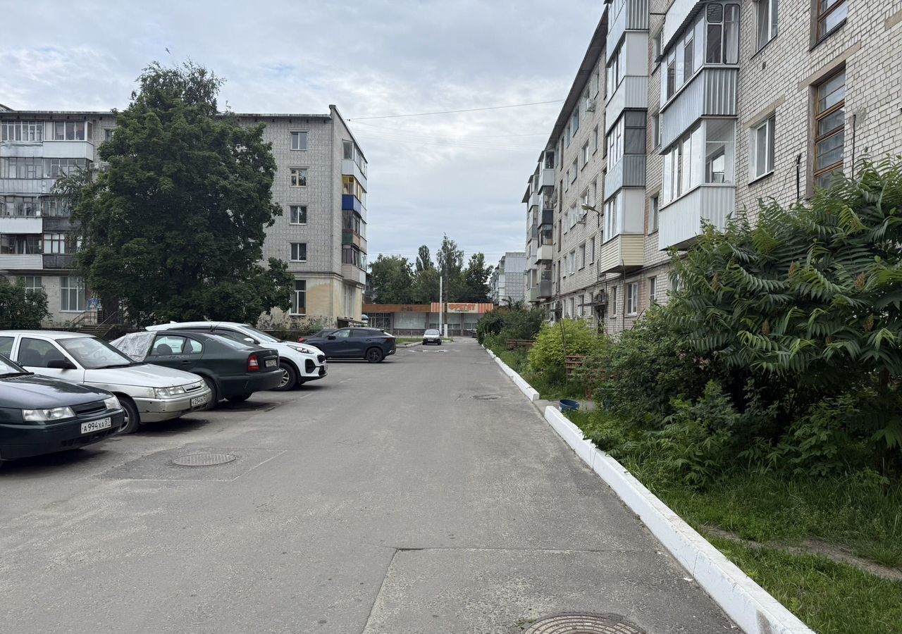 квартира г Брянск р-н Володарский ул академика Королева 8 фото 18