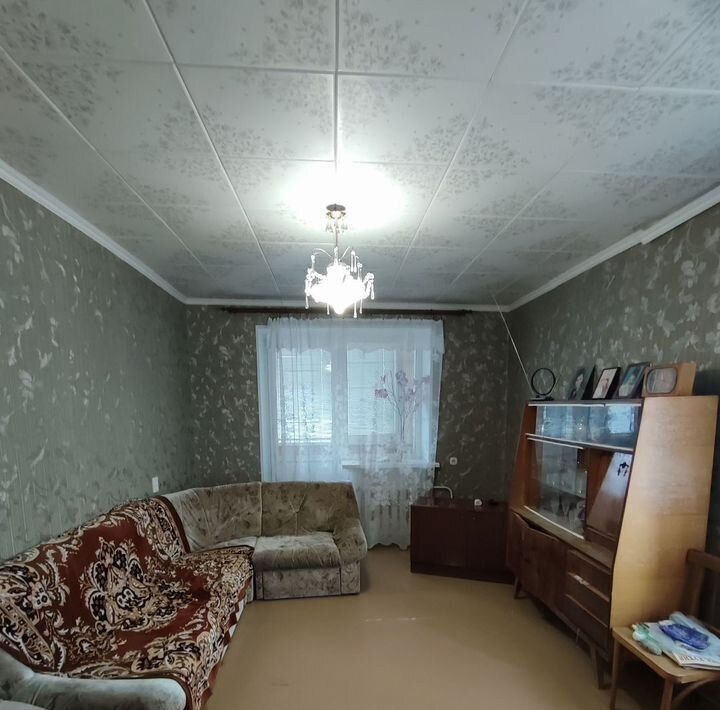 квартира г Волгоград р-н Дзержинский ул. Строителей, 2 фото 2