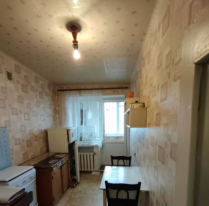квартира г Волгоград р-н Дзержинский ул. Строителей, 2 фото 4