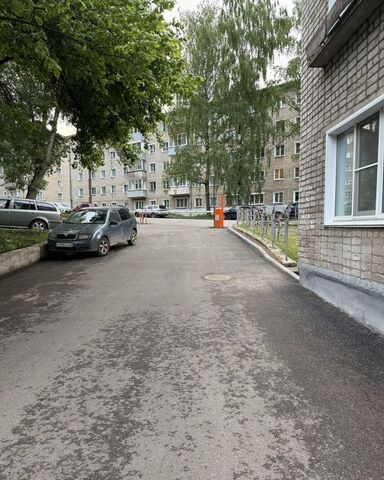 г Киров р-н Октябрьский ул Макаренко 10 фото