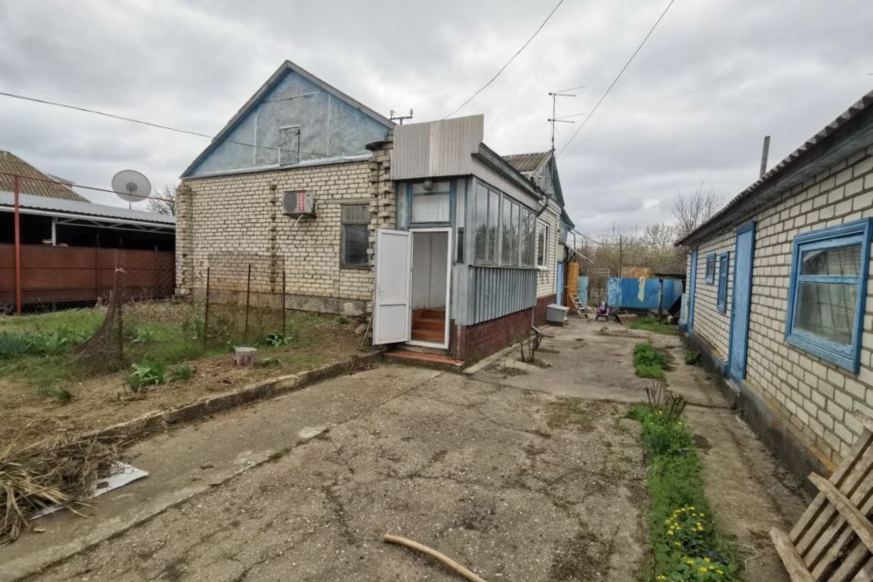 дом р-н Буденновский с Покойное ул Кочубея фото 1