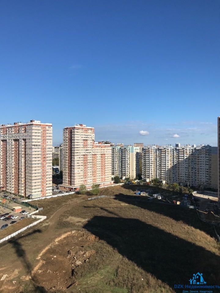квартира г Краснодар пр-кт им. писателя Знаменского 9к/3 фото 1