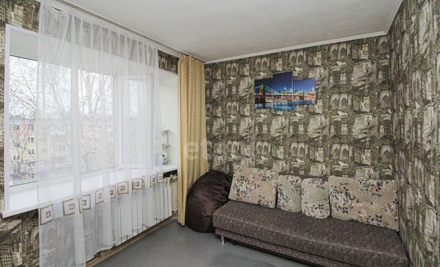 комната г Нижневартовск пр-кт Победы 14а Тюменская область фото