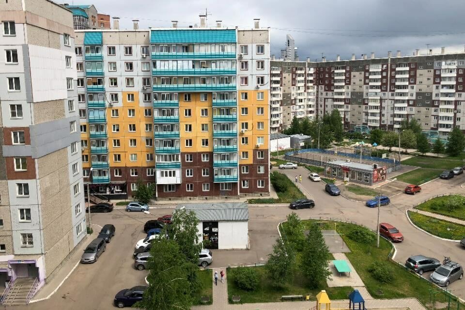 квартира г Красноярск Взлётка ул Батурина 5а фото 1