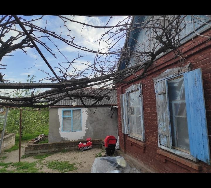 дом р-н Усть-Лабинский г Усть-Лабинск ул Советская 4 фото 2