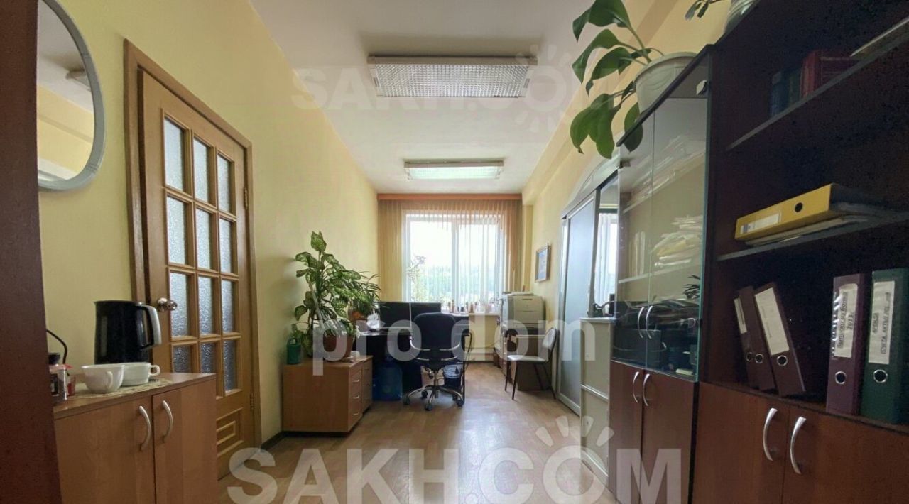 офис г Южно-Сахалинск пр-кт Мира 29 фото 3