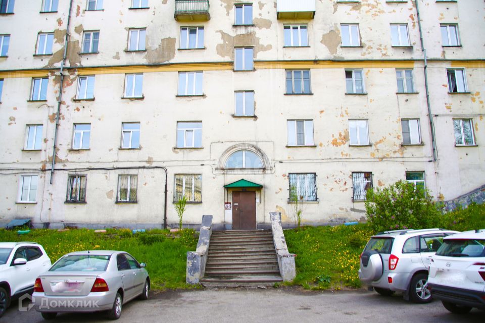 квартира г Прокопьевск ул Селиванова 6 Прокопьевский городской округ фото 1