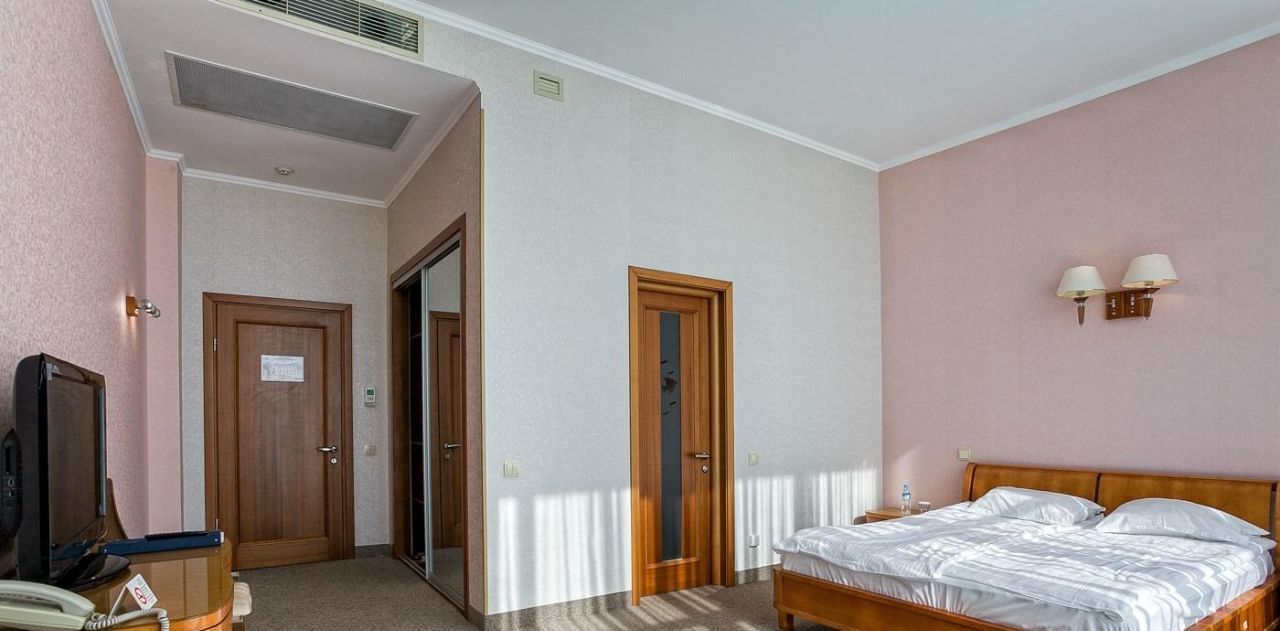 комната г Ялта пгт Кореиз ш Севастопольское 45 фото 4